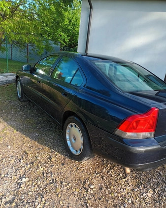 Volvo S60 cena 1900 przebieg: 350000, rok produkcji 2002 z Zwoleń małe 46